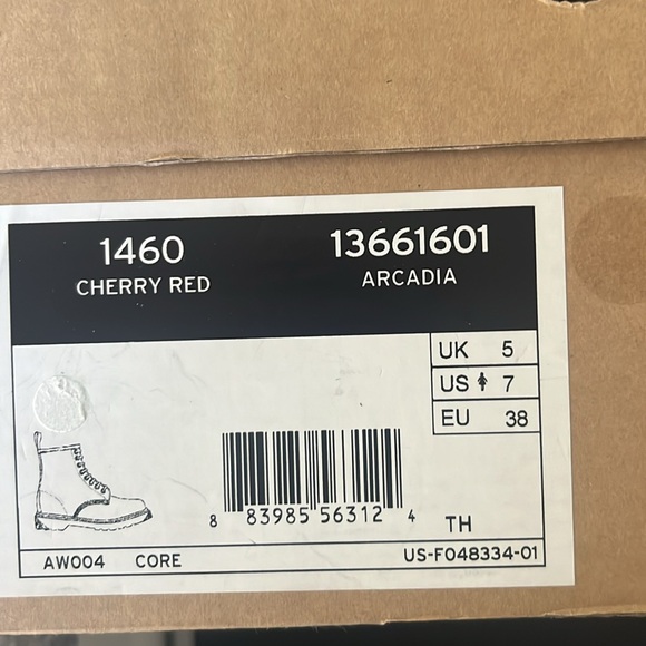 Dr Martens Cherry Red - Picture 4 of 4